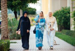 The Abaya: A Symbol of Tradition and Identity